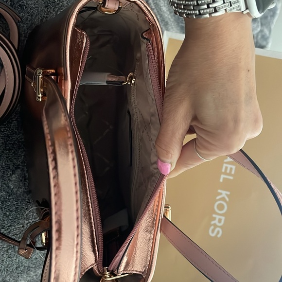 Michael Kors Jet Set bag - Picture 3 of 7